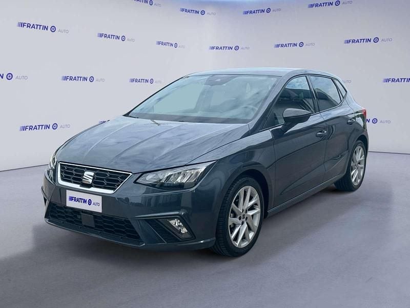 Usata Seat Ibiza FR 95 CV (69 kW) 2024 Grigio scuro Utilitaria