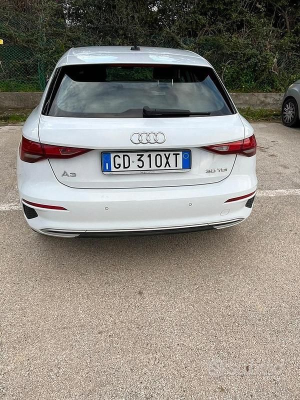 Usata Audi A3 Advanced 116 CV (85 kW) 2021 Bianco Berlina