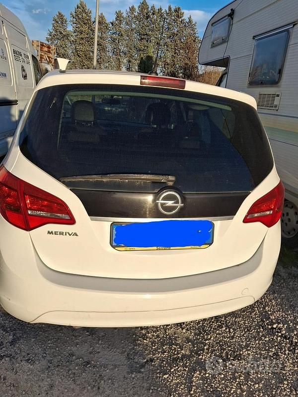 Usata Opel Meriva 2012 Bianco Monovolume