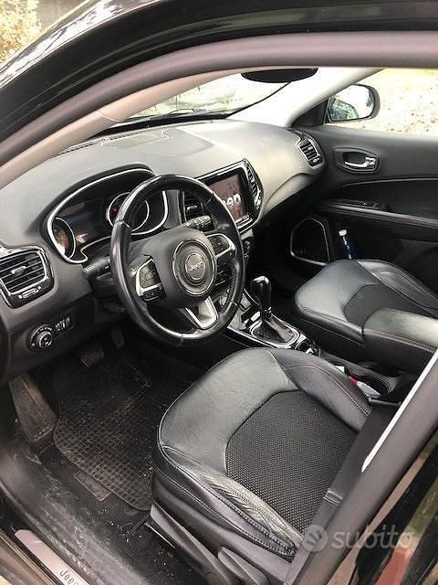 Usata Jeep Compass 140 CV (102 kW) 2017 Nero SUV