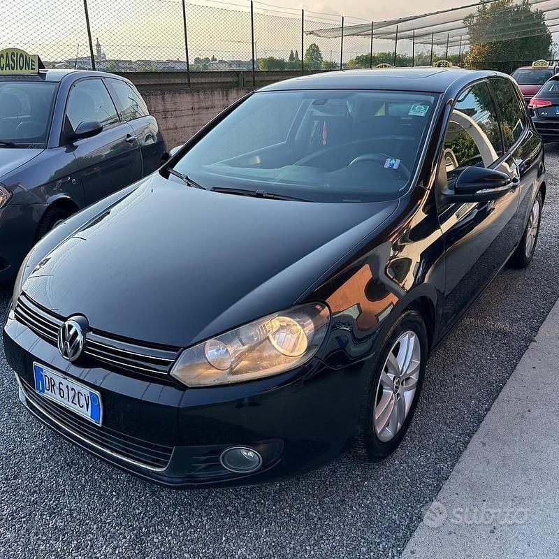 Nero Usata 2009 VW Golf VI Highline Tre volumi | 2900 € (Super prezzo) - Immagine 1/4