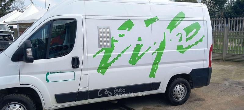 Usata Citroën Jumper 140 CV (102 kW) 2023 Bianco Monovolume