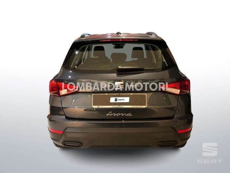 Usata Seat Arona Style 95 CV (69 kW) 2024 Grigio magnetico SUV