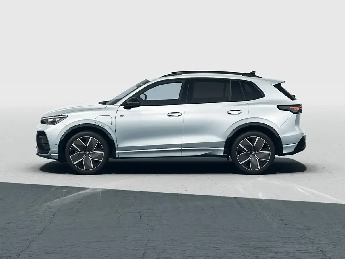 Nuova VW Tiguan R-line Plus 204 CV (150 kW) 2026 Grigio SUV