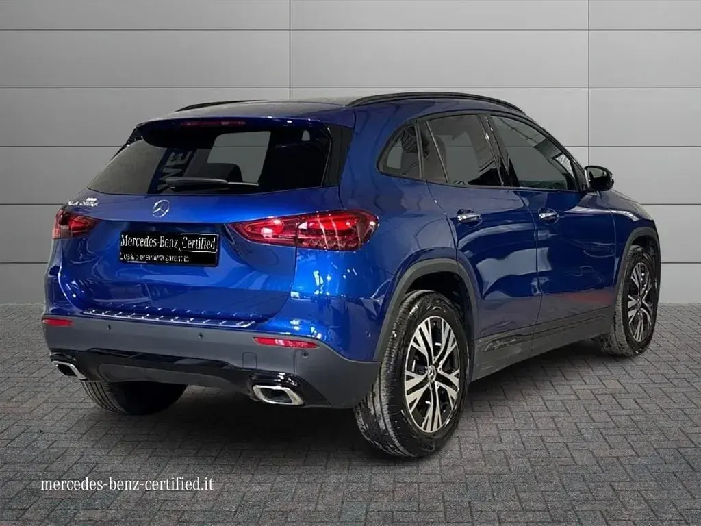 Usata Mercedes GLA200 Advanced Plus 150 CV (110 kW) 2025 Blu spettrale SUV