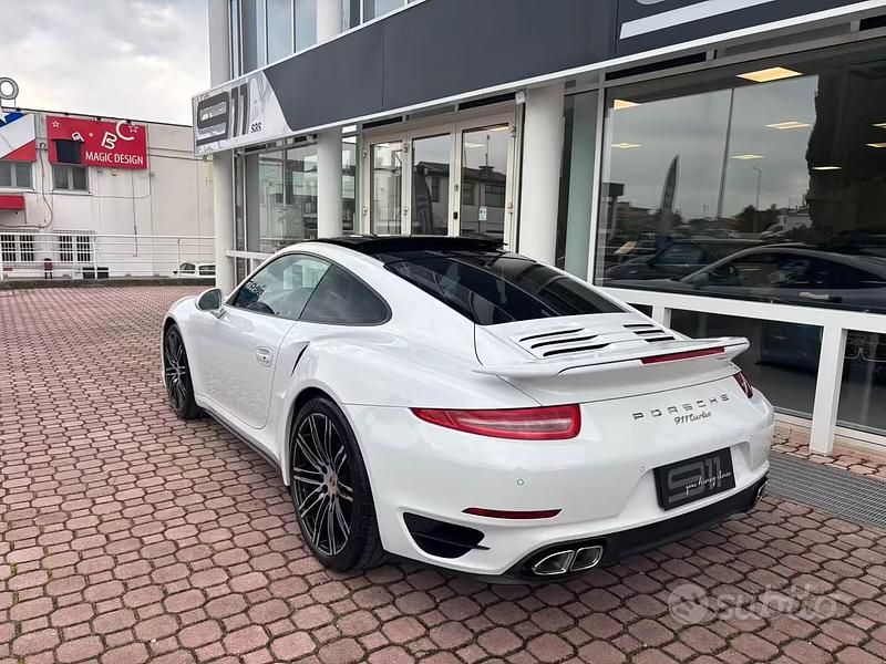 Usata Porsche 911 521 CV (383 kW) 2015 Bianco Coupé