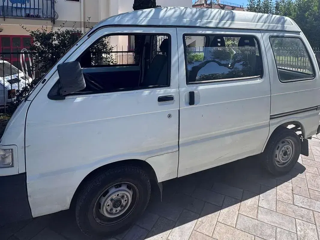Usata Piaggio Porter 65 CV (47 kW) 2001 Bianco Furgone