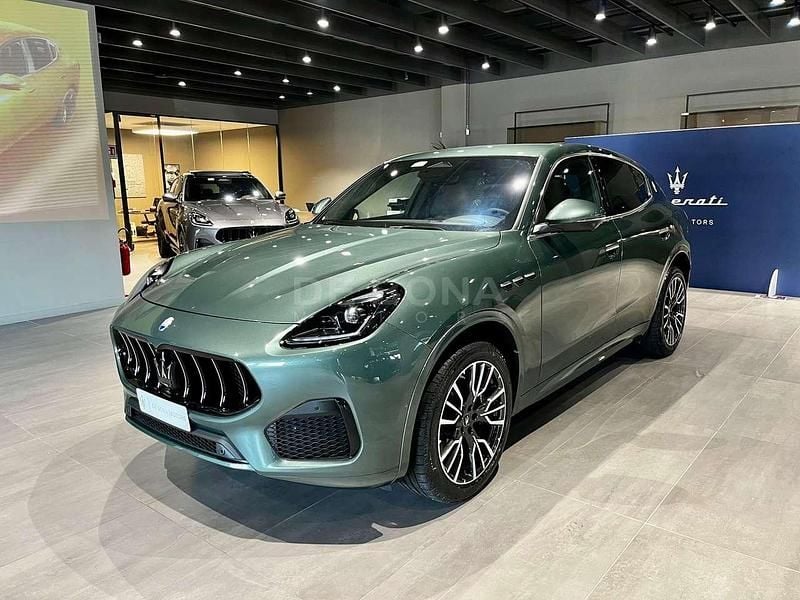 Nuova Maserati Grecale 250 CV (183 kW) 2025 Verde royale SUV