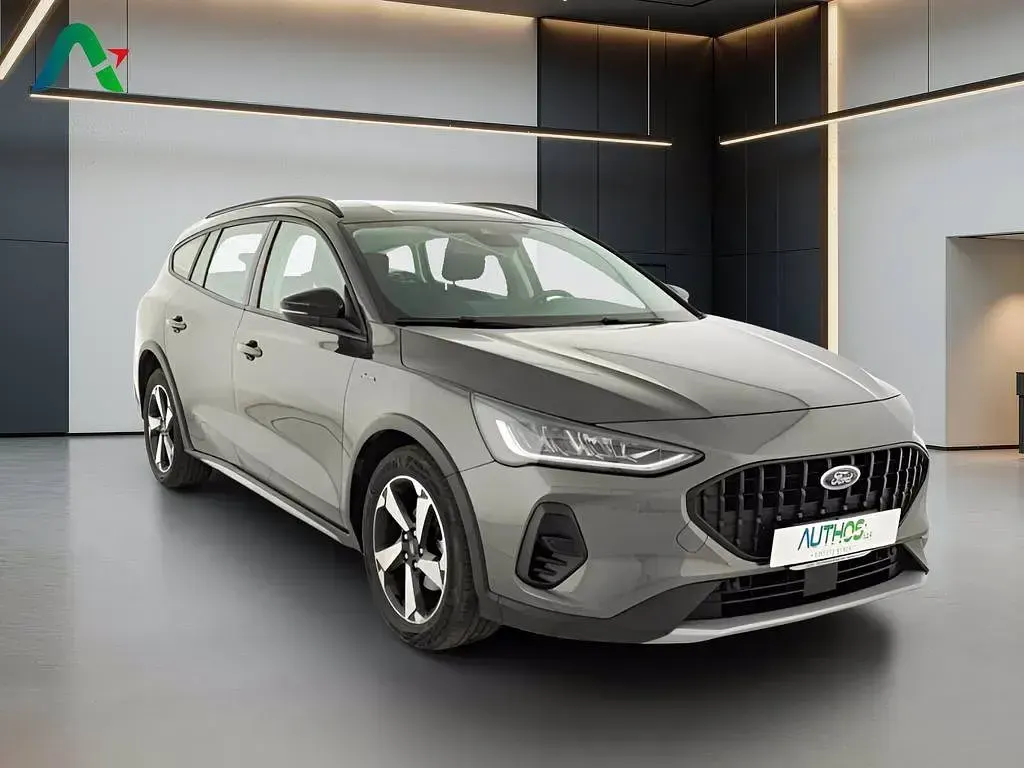 Usata Ford Focus Active 120 CV (88 kW) 2022 Grigio Station wagon