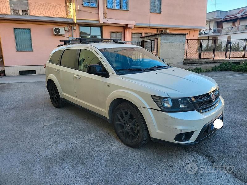 Usata Fiat Freemont 170 CV (125 kW) 2014 Bianco SUV