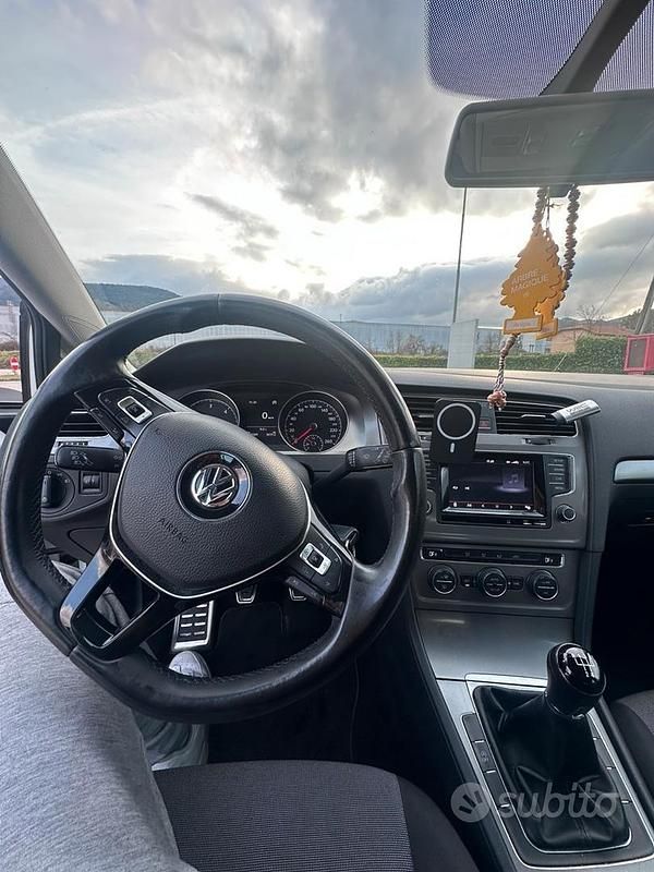 Usata VW Golf VII 110 CV (80 kW) 2016 Bianco Berlina