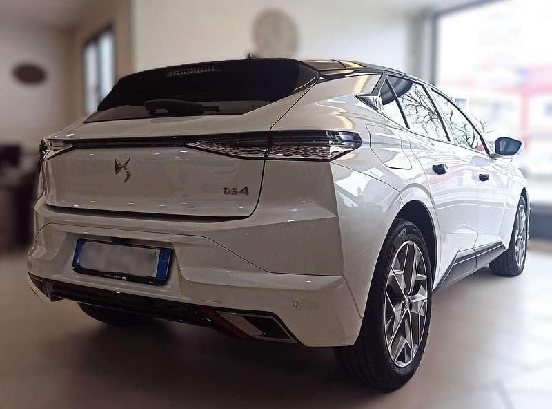 Nuova DS Automobiles DS4 131 CV (96 kW) 2025 Bianco perla Berlina