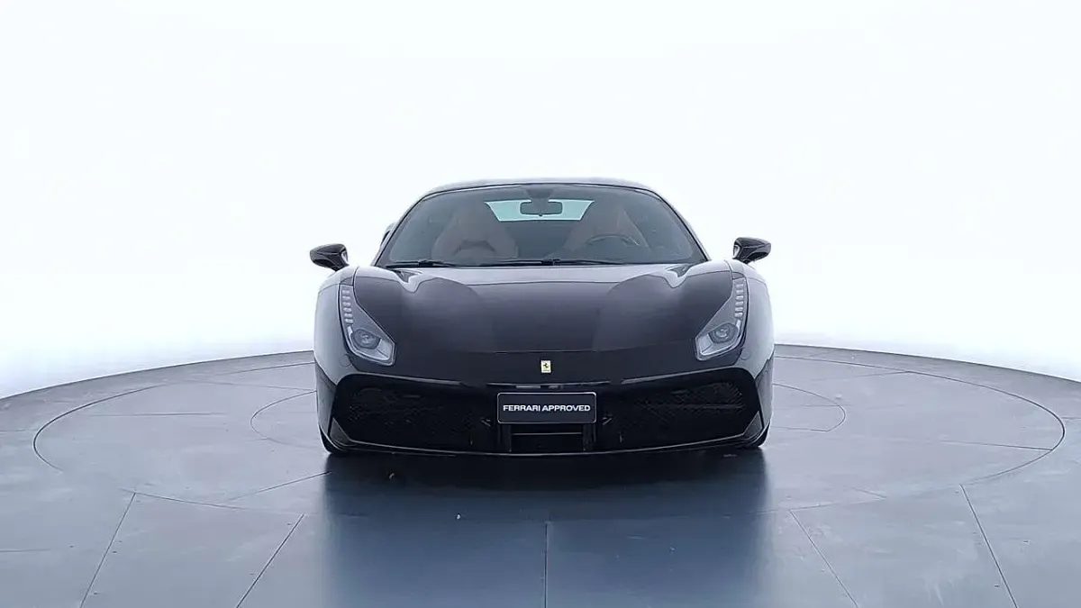 Usata Ferrari 488 670 CV (492 kW) 2019 Nero
