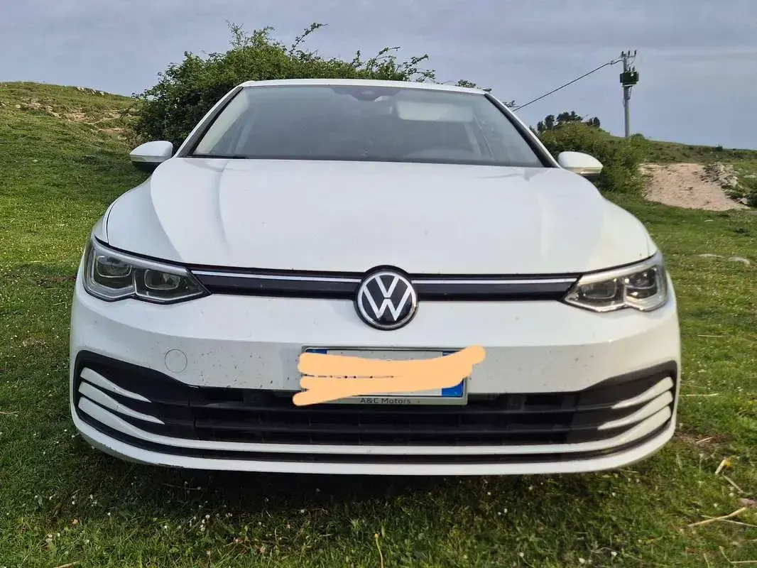 Usata VW Golf VIII Life 110 CV (80 kW) 2020 Bianco Berlina