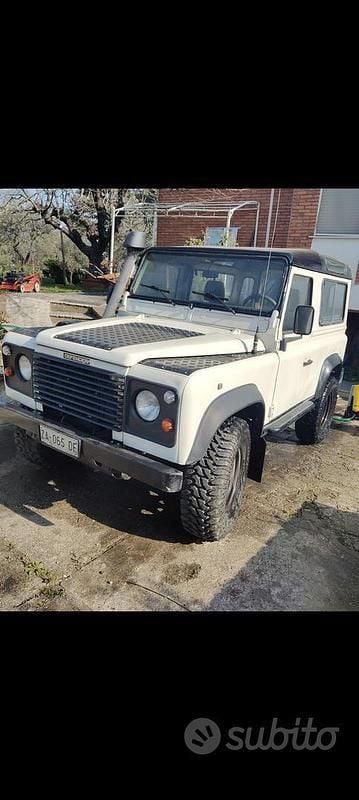 Usata Land Rover Defender 1995 Bianco SUV