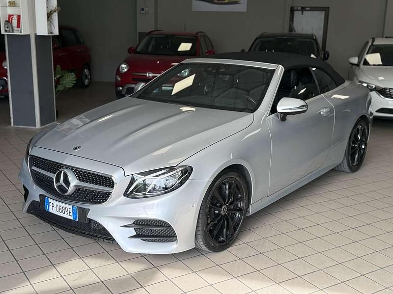Usata Mercedes E220 Premium Plus 194 CV (142 kW) 2018 Other Cabrio