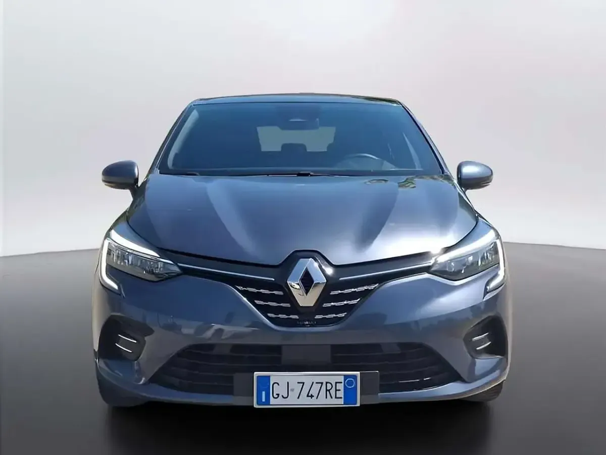 Usata Renault Clio V Intens 140 CV (102 kW) 2022 Grigio Berlina
