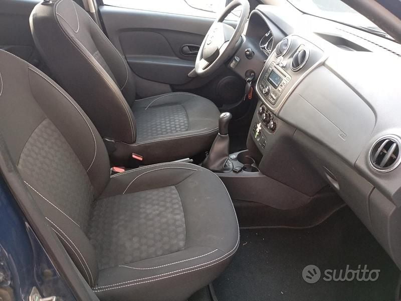 Usata Dacia Sandero 90 CV (66 kW) 2016 Blu Berlina