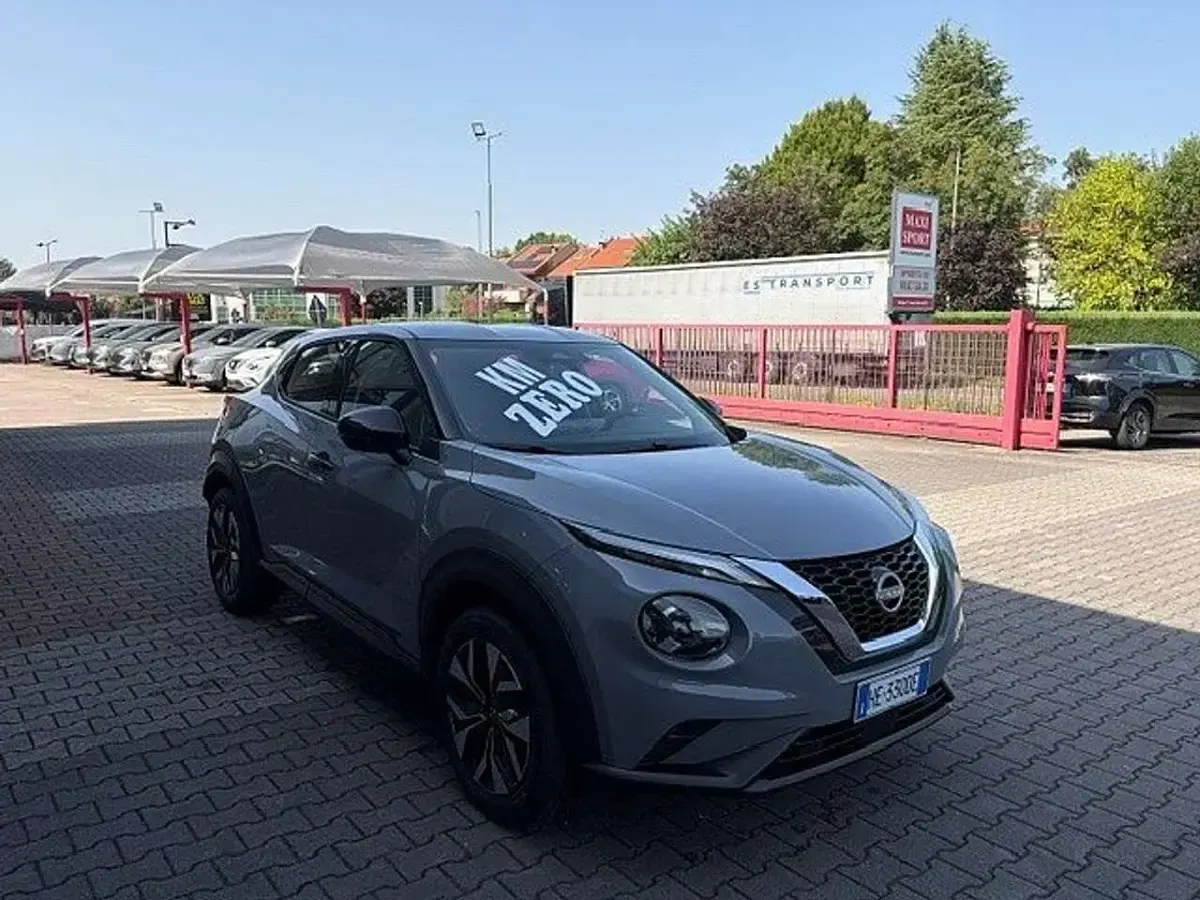 Nuova Nissan Juke Acenta 114 CV (83 kW) 2026 Ceramic grey SUV