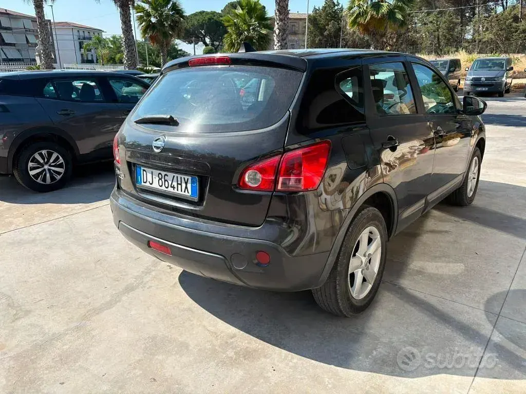 Usata Nissan Qashqai Tekna 116 CV (85 kW) 2007 Nero SUV