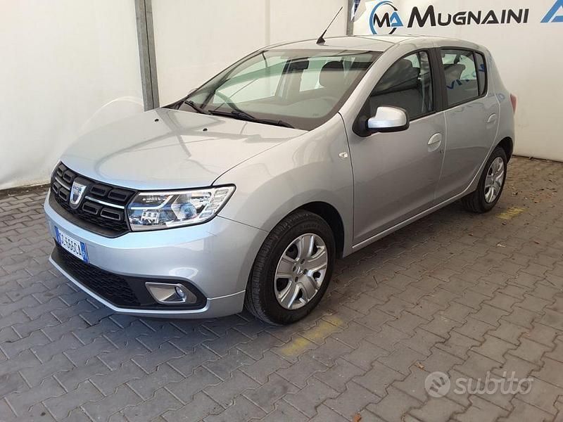 Usata Dacia Sandero Comfort 75 CV (55 kW) 2020 Argento Utilitaria