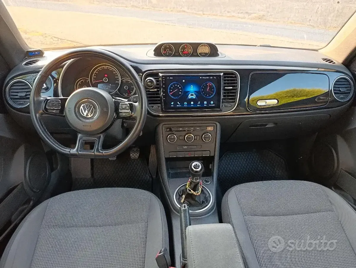 Usata VW Beetle 102 CV (75 kW) 2013 Nero Utilitaria