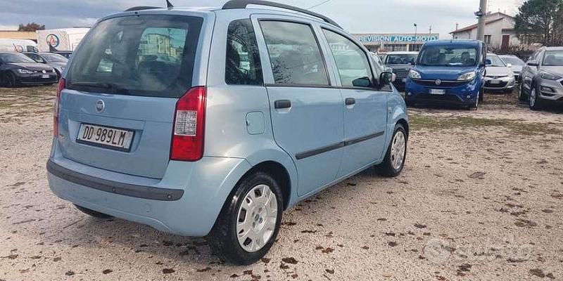 Usata Fiat Idea 80 CV (58 kW) 2006 Blu Monovolume