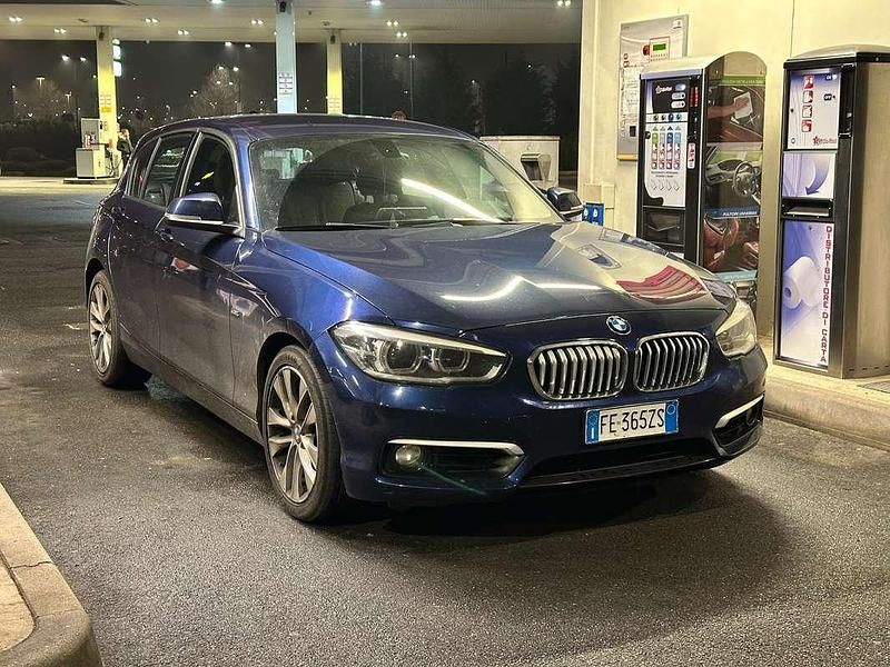 Usata BMW 118 Urban Line 150 CV (110 kW) 2016 Blu/azzurro Utilitaria