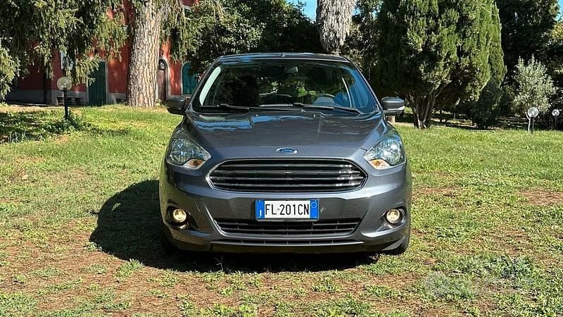 Usata Ford Ka Plus Ultimate 85 CV (62 kW) 2017 Grigio Utilitaria