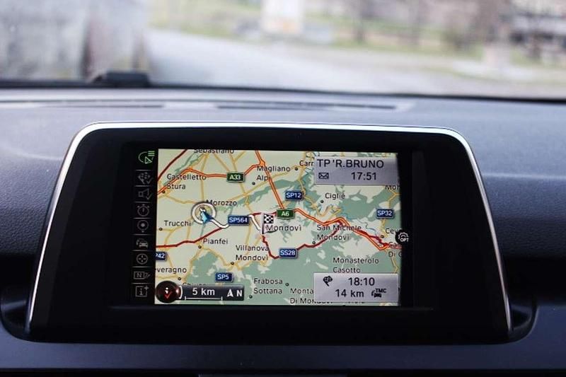 Usata BMW 216 Luxury Line 116 CV (85 kW) 2015 Mineralweiss Station wagon