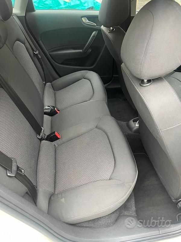 Usata Audi A1 86 CV (63 kW) 2014 Bianco Utilitaria