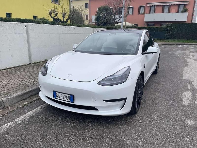 Usata Tesla Model 3 Performance 155 kW (211 CV) 2023 Bianco Berlina