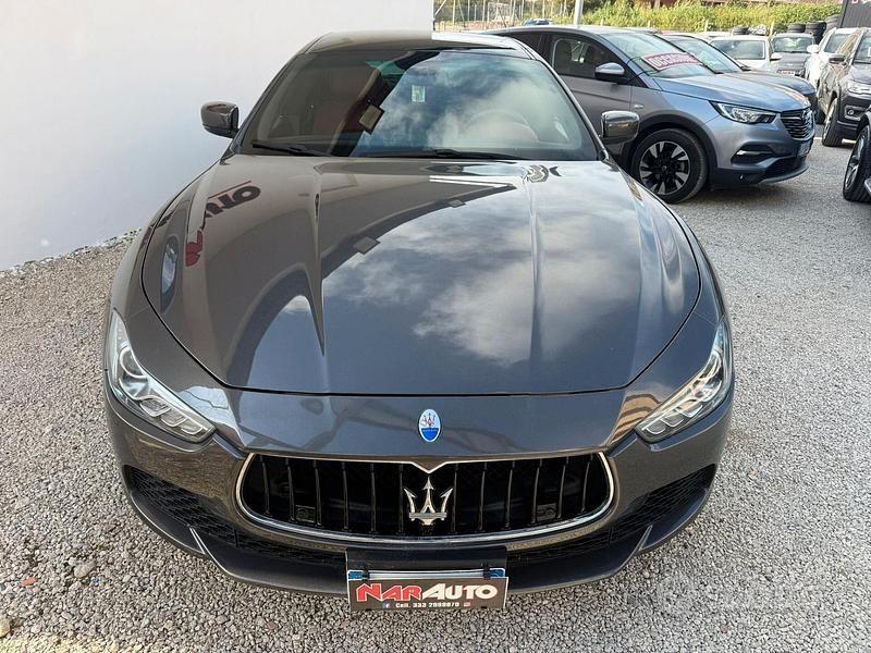 Usata Maserati Ghibli 275 CV (202 kW) 2016 Grigio Berlina