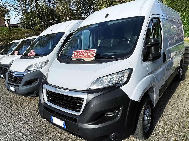 Usata Peugeot Boxer 140 CV (102 kW) 2022 Bianco Furgone