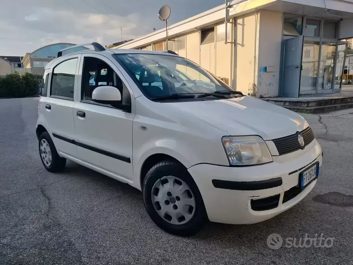 Gebraucht Fiat Panda Emotion 60 PS (44 kW) 2009 Weiß Kleinwagen