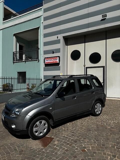 Usata Suzuki Ignis 69 CV (50 kW) 2008 Grigio Utilitaria