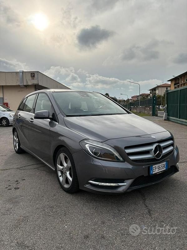 Usata Mercedes B200 2012 Monovolume