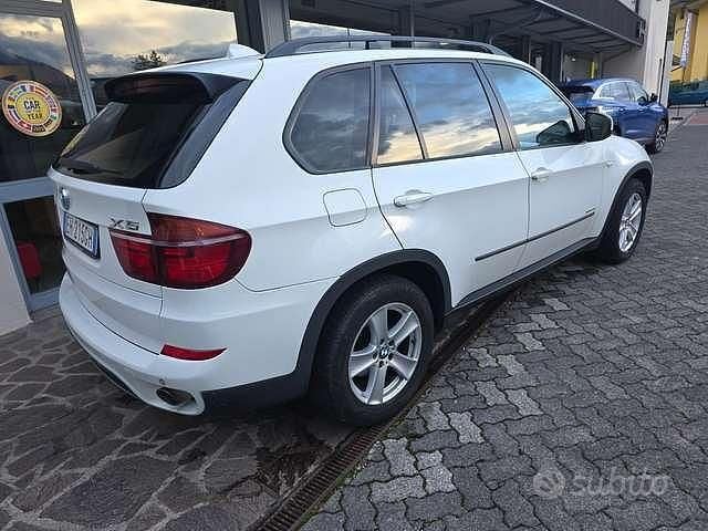 Usata BMW X5 245 CV (180 kW) 2011 Bianco SUV