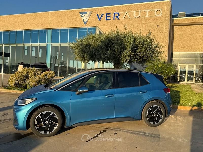 Nuova VW ID.3 Pro 69 kW (95 CV) 2025 Blu Utilitaria