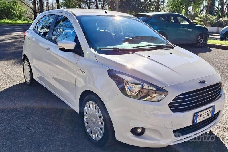 Bianco Usata 2018 Ford Ka Due volumi | 8800 € (Buon prezzo) - Immagine 1/4