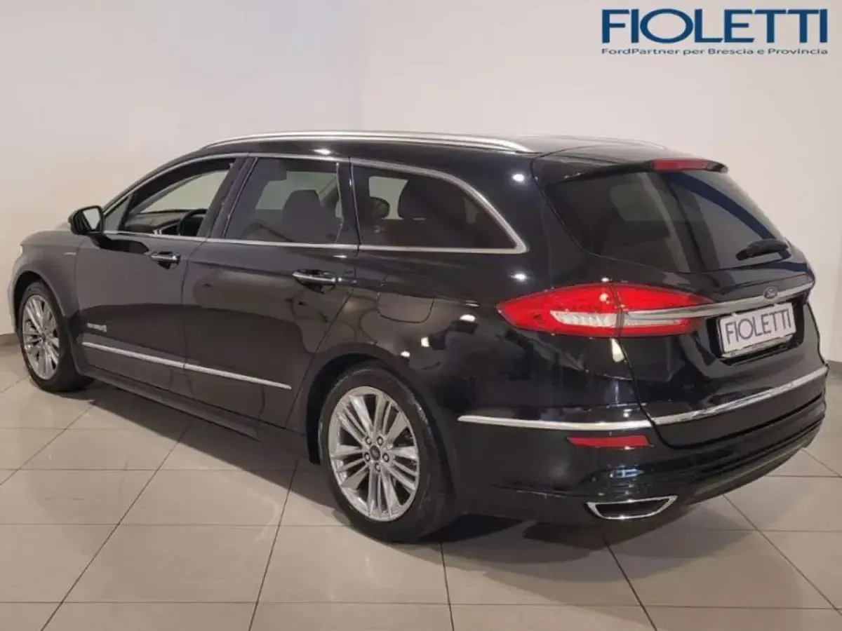 Usata Ford Mondeo Vignale 186 CV (136 kW) 2019 Nero Station wagon