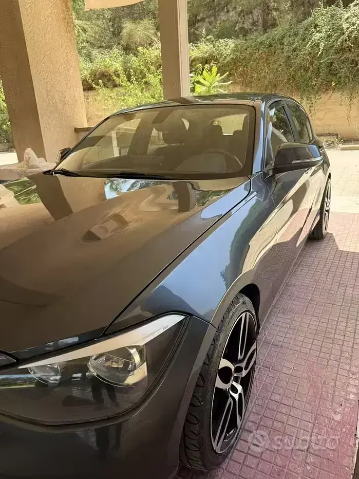 Usata BMW 118 143 CV (105 kW) 2012 Grigio Utilitaria