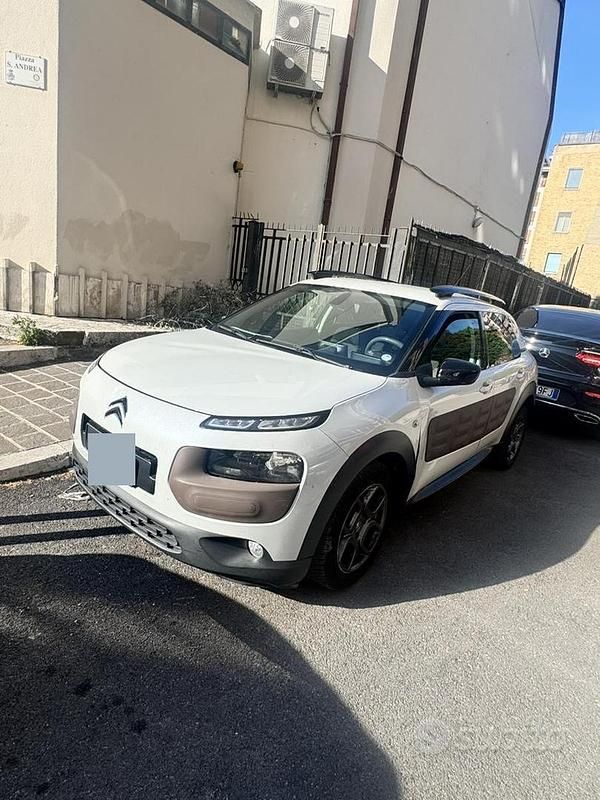 Usata Citroën C4 Shine Edition 2015 Bianco SUV