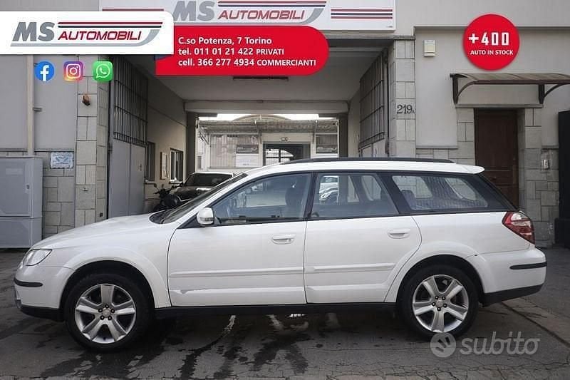 Usata Subaru Outback 150 CV (110 kW) 2008 Bianco Station wagon