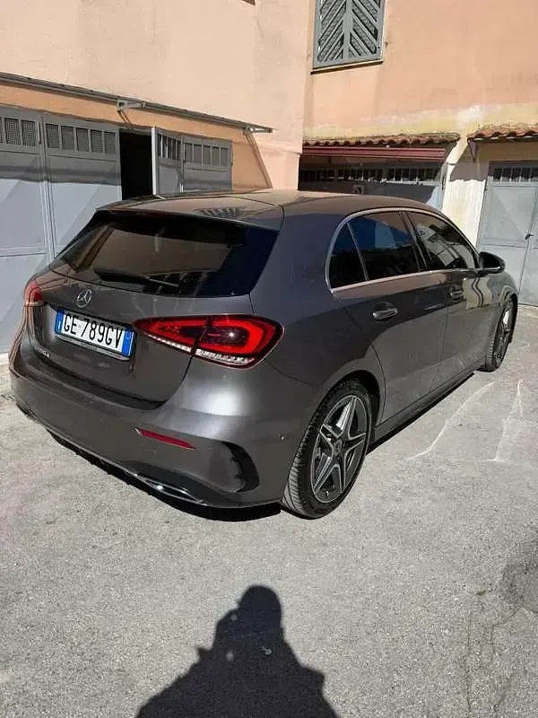 Usata Mercedes A180 Premium 116 CV (85 kW) 2021 Berlina