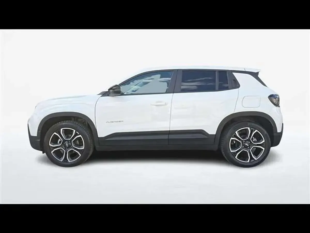 Usata Jeep Avenger Summit 101 CV (74 kW) 2025 Bianco SUV