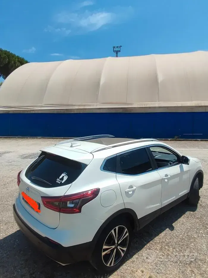 Usata Nissan Qashqai N-Connecta 116 CV (85 kW) 2019 Bianco SUV