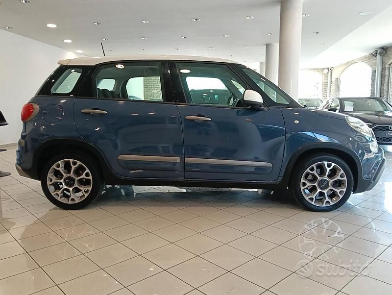 Usata Fiat 500L Cross 120 CV (88 kW) 2017 Blu Monovolume