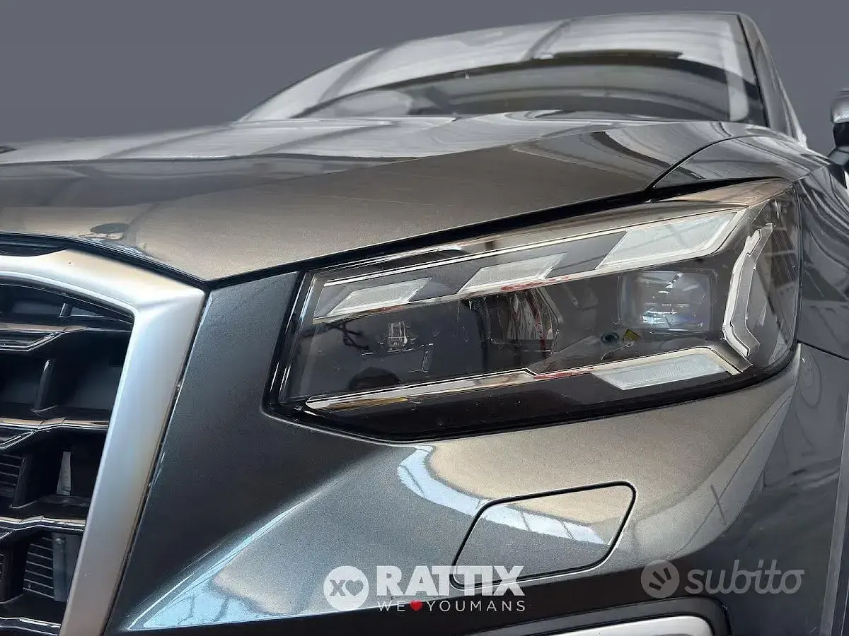 Usata Audi Q2 S-Line 150 CV (110 kW) 2024 Grigio daytona perlato SUV