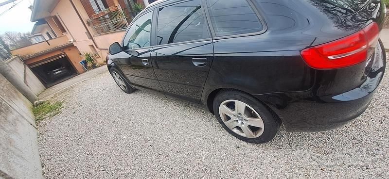 Usata Audi A3 140 CV (102 kW) 2010 Nero Utilitaria